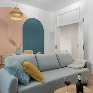 Vd Boutique No 1 , Βουκουρέστι Ρουμανία